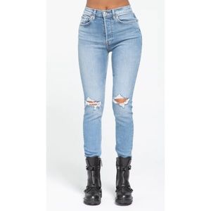 90s High Rise Ankle Crop - Fade Destroyed